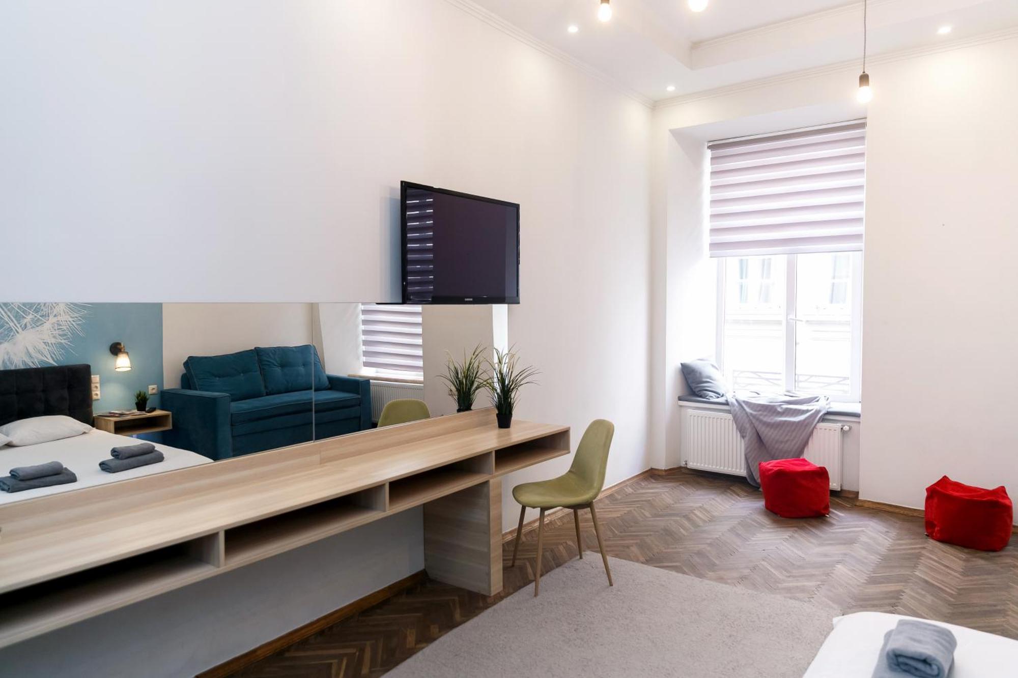 Main Square Apartment Good Stay In The City Center Lviv Exterior photo