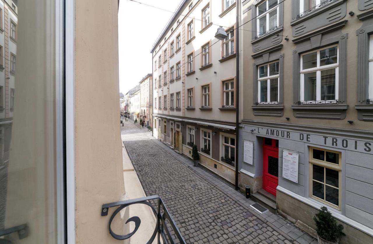 Main Square Apartment Good Stay In The City Center Lviv Exterior photo